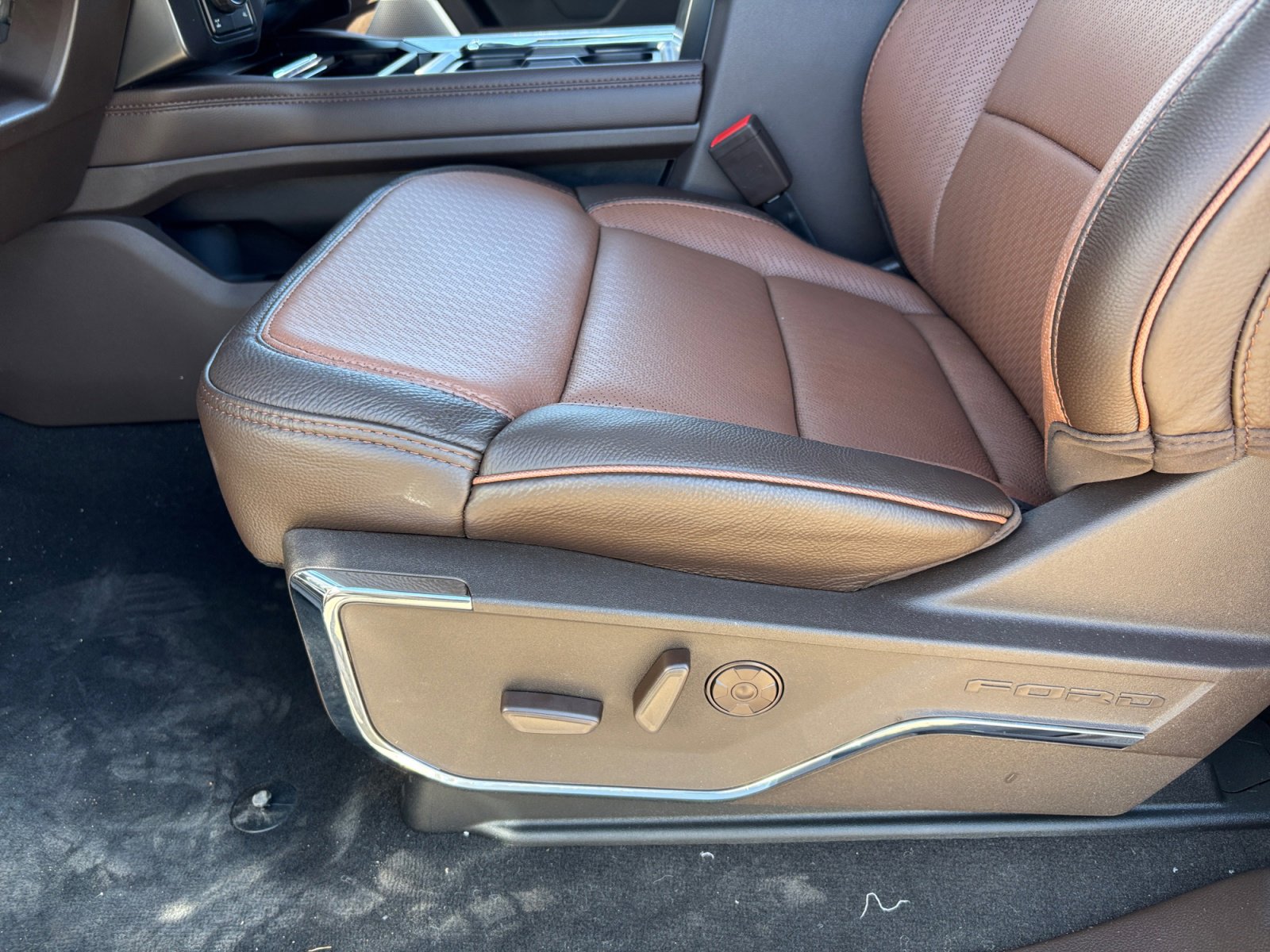 New 2026 Ford F250 King Ranch w/ Chrome Package image 13