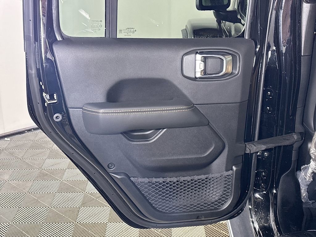 New 2025 Jeep Wrangler Unlimited Rubicon 392 image 20