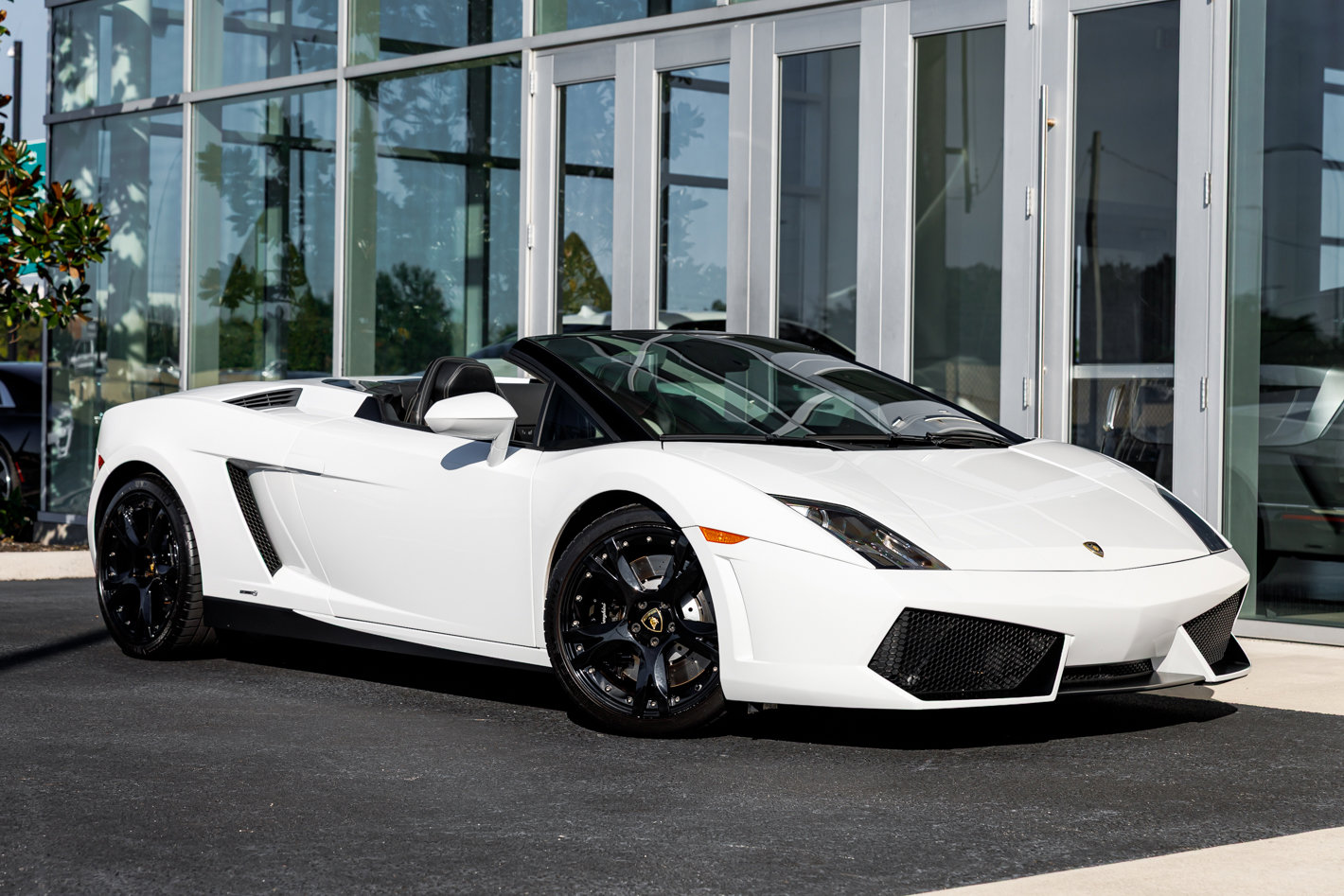 Used 2014 Lamborghini Gallardo LP 550-2 image 38