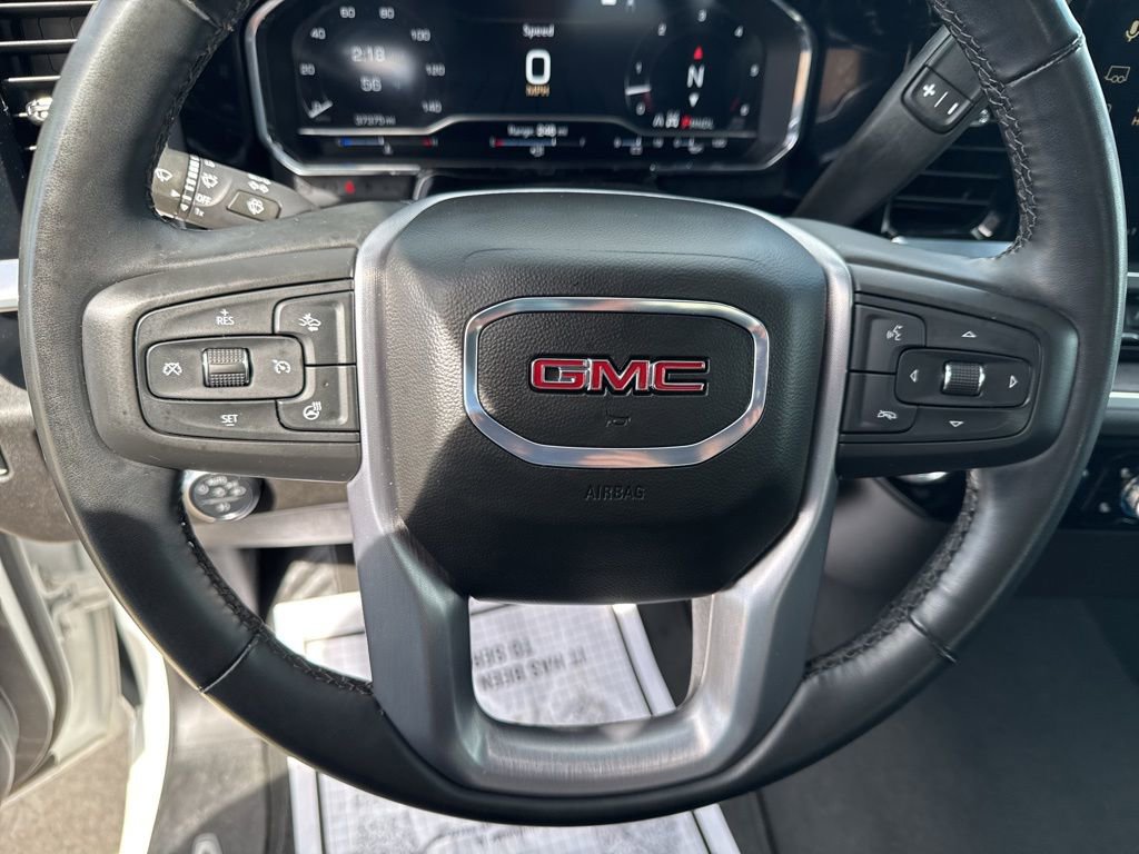 Used 2025 GMC Sierra 1500 SLT AWD/4WD image 14
