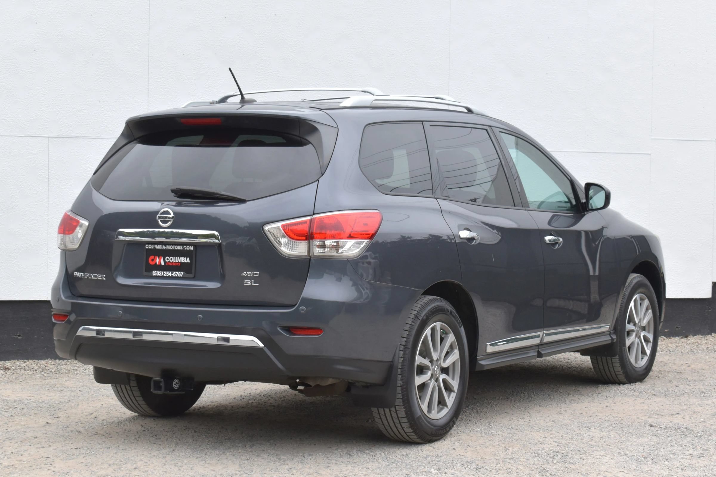 Used 2013 Nissan Pathfinder SL w/ Cargo Pkg AWD/4WD image 5