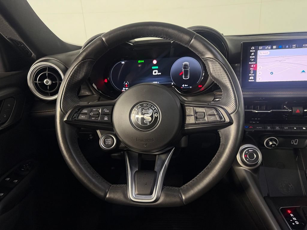 Used 2024 Alfa Romeo Tonale Ti AWD/4WD image 15