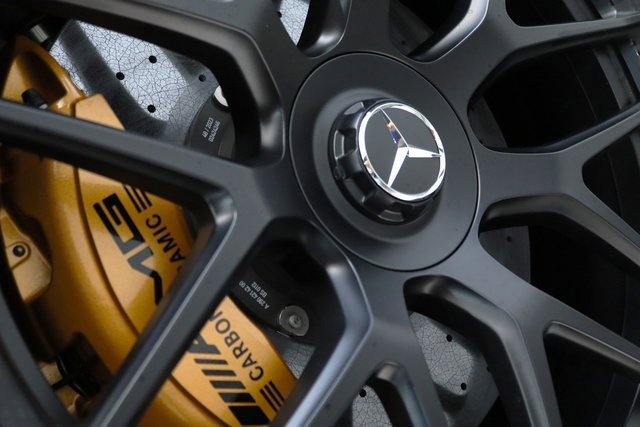 Used 2024 Mercedes-Benz AMG GT 63 S w/ AMG Aerodynamics Package image 13