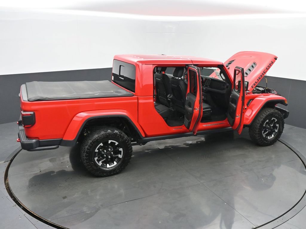 Used 2024 Jeep Gladiator Rubicon AWD/4WD image 65