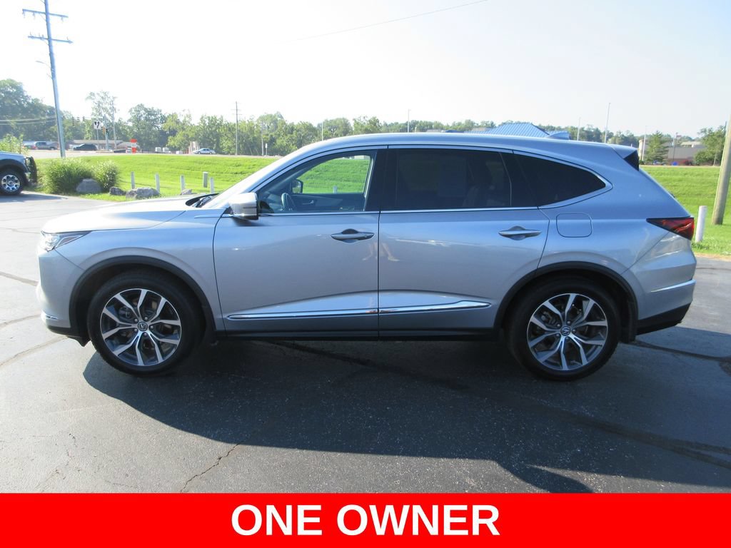 Used 2023 Acura MDX w/ Technology Package AWD/4WD image 10