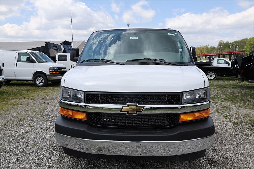 New 2026 Chevrolet Express 2500 w/ Driver Convenience Package RWD image 16