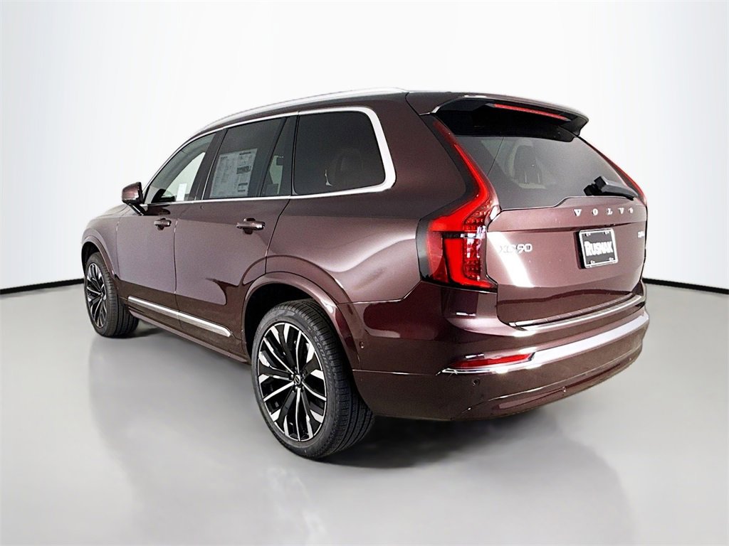 New 2025 Volvo XC90 B5 Plus w/ Protection Package image 5