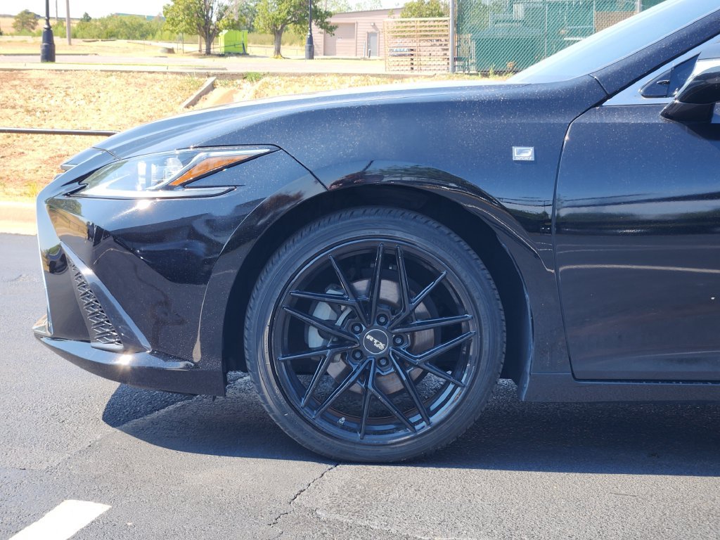 Used 2022 Lexus ES 350 F Sport w/ Accessory Package 2 FWD image 8
