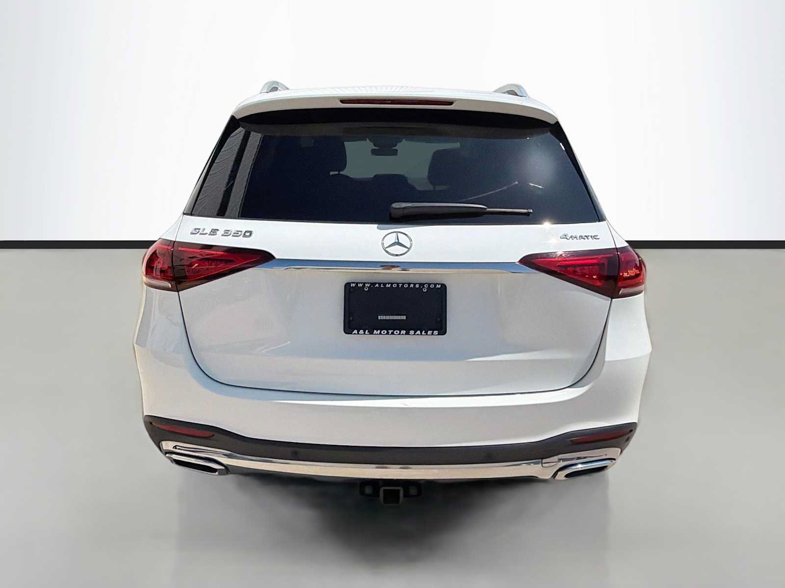 Used 2022 Mercedes-Benz GLE 350 4MATIC image 4
