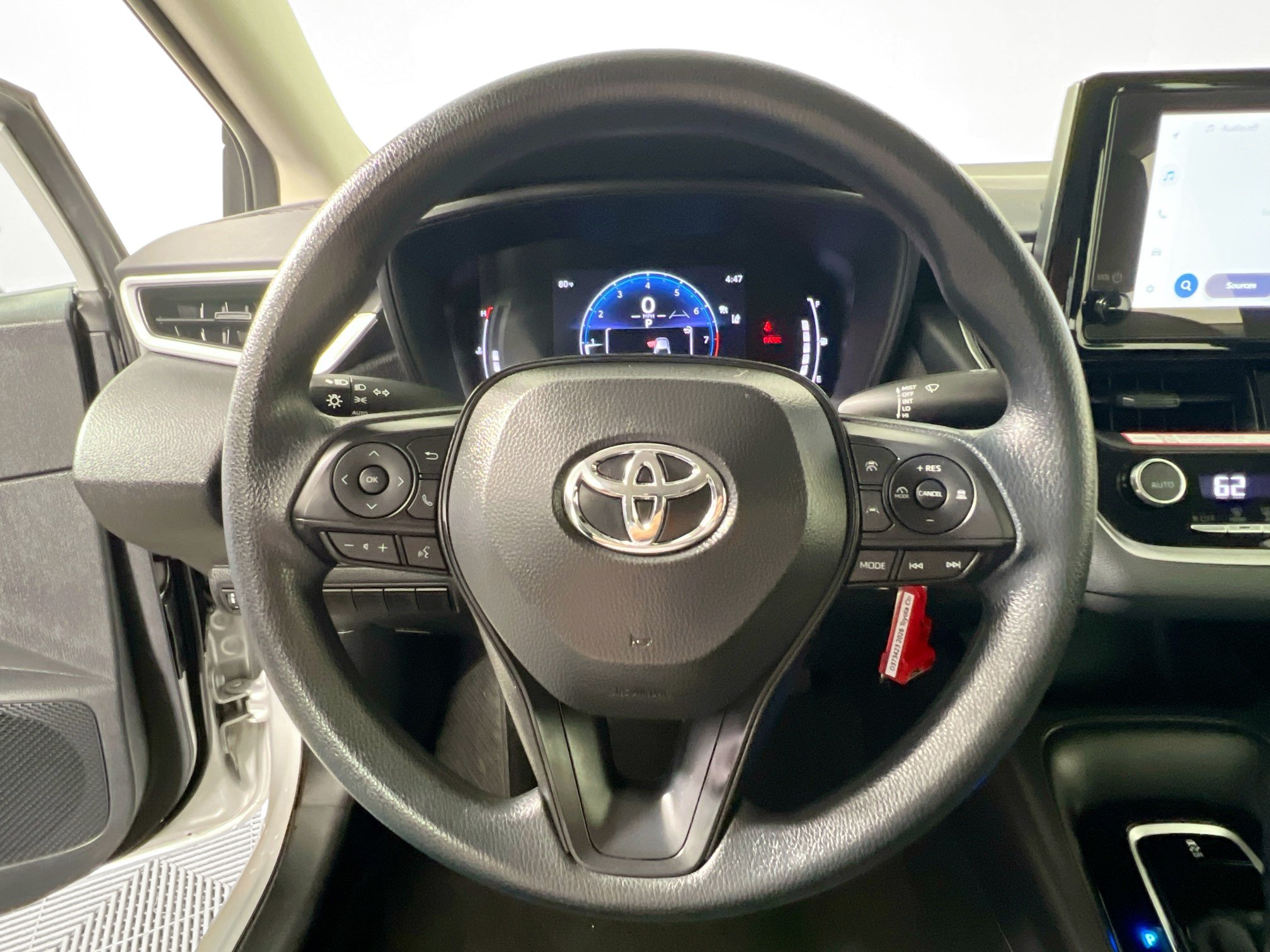 Used 2026 Toyota Corolla LE FWD image 17