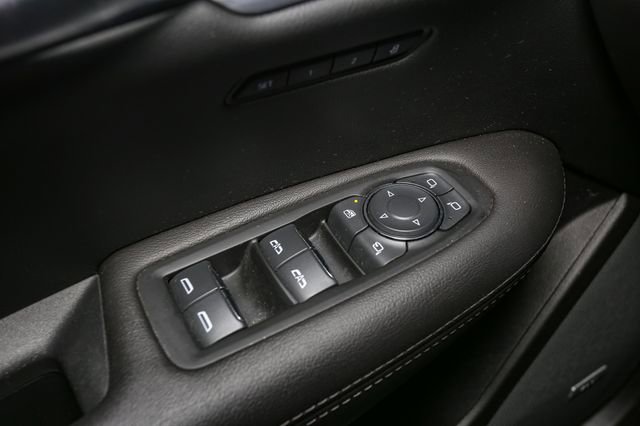 Used 2023 Cadillac XT5 Premium Luxury image 40