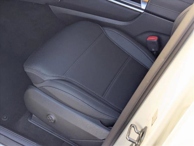 New 2026 Mercedes-Benz GLC 300 4MATIC image 4