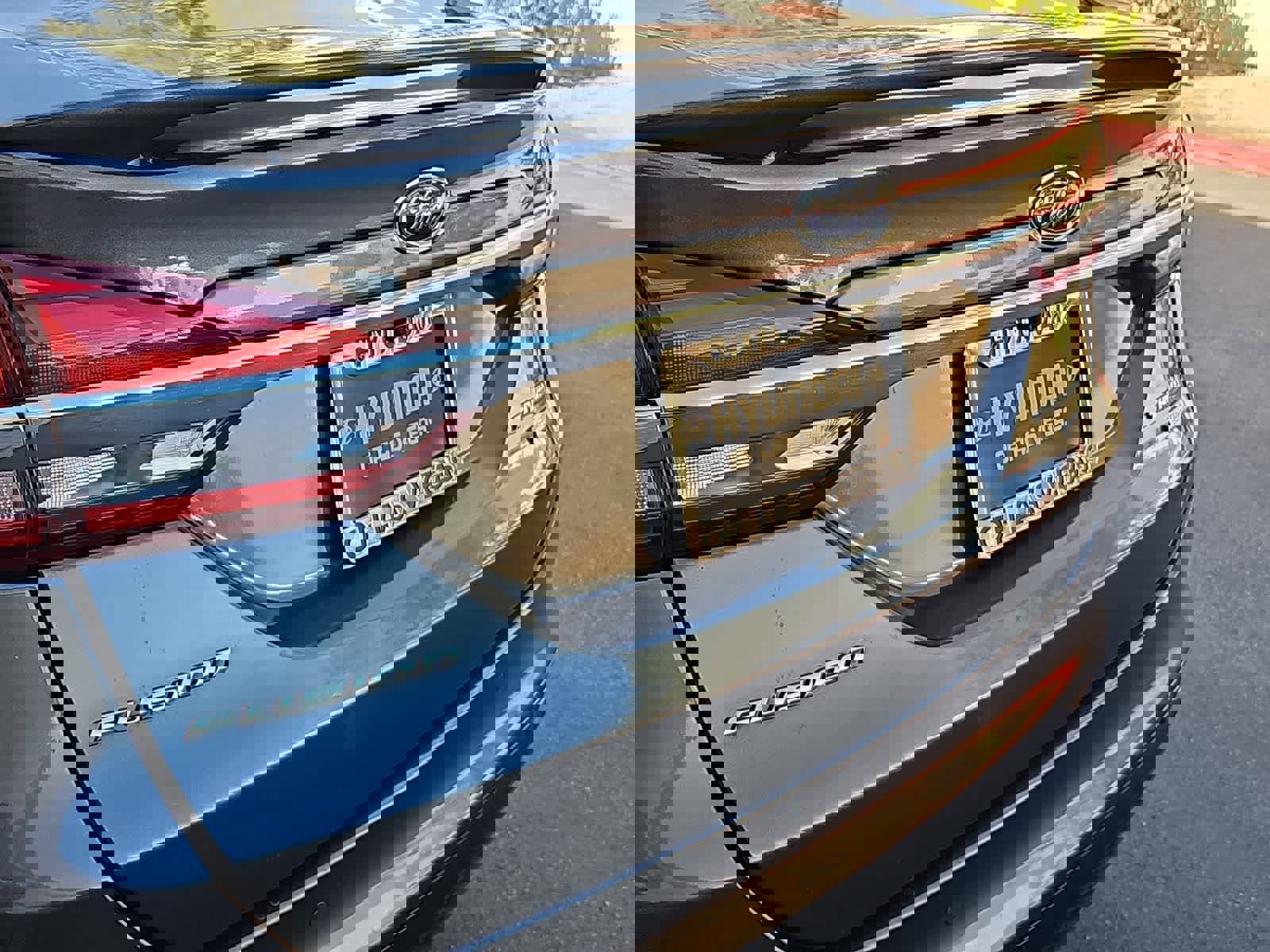 Used 2017 Ford Fusion Titanium image 11