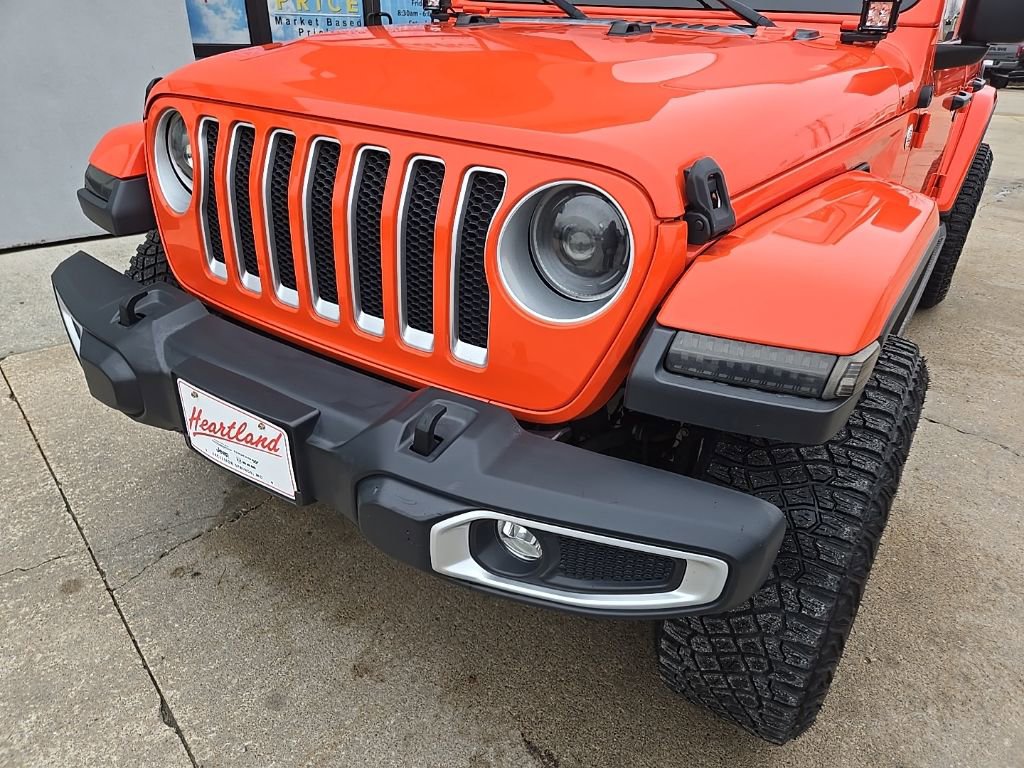 Used 2020 Jeep Wrangler Unlimited Sahara w/ Uconnect 4C Nav & Sound Group image 16