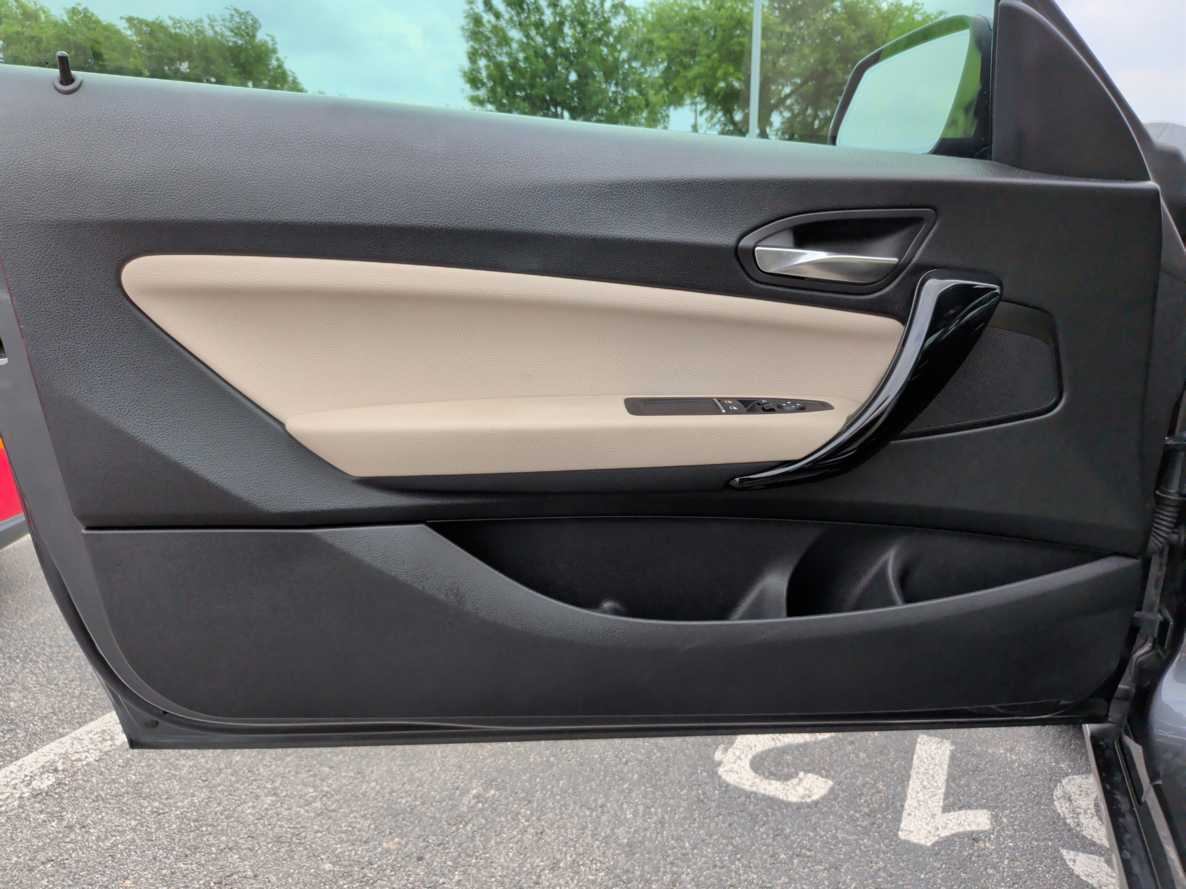 Used 2020 BMW 230i Coupe w/ Convenience Package image 26