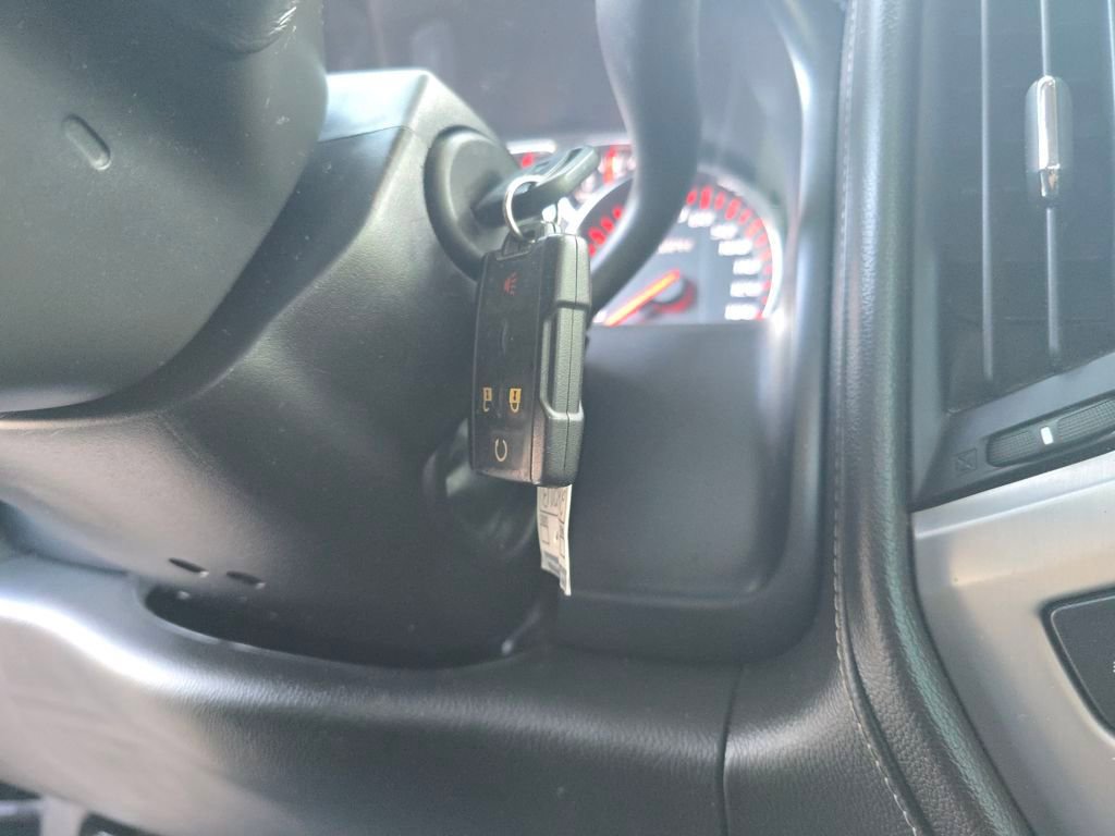 Used 2015 GMC Sierra 1500 SLE w/ SLE Value Package image 29