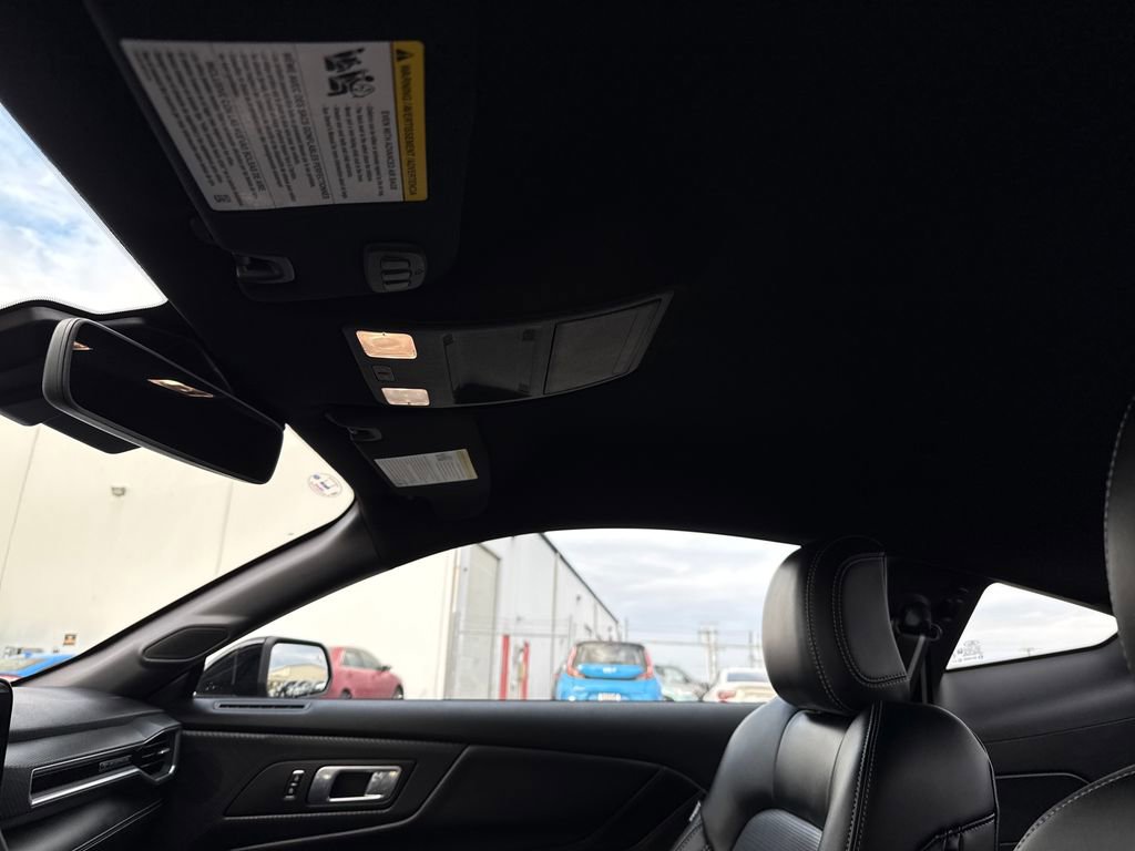 Used 2025 Ford Mustang GT Premium image 29