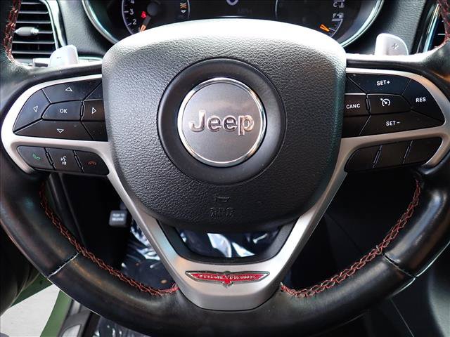 Used 2021 Jeep Grand Cherokee Trailhawk w/ Premium Lighting Group AWD/4WD image 19
