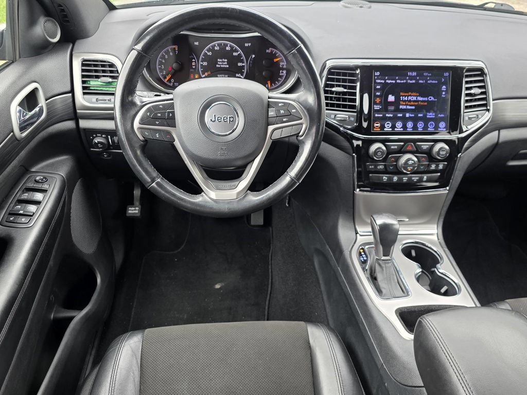 Used 2020 Jeep Grand Cherokee Altitude AWD/4WD image 13