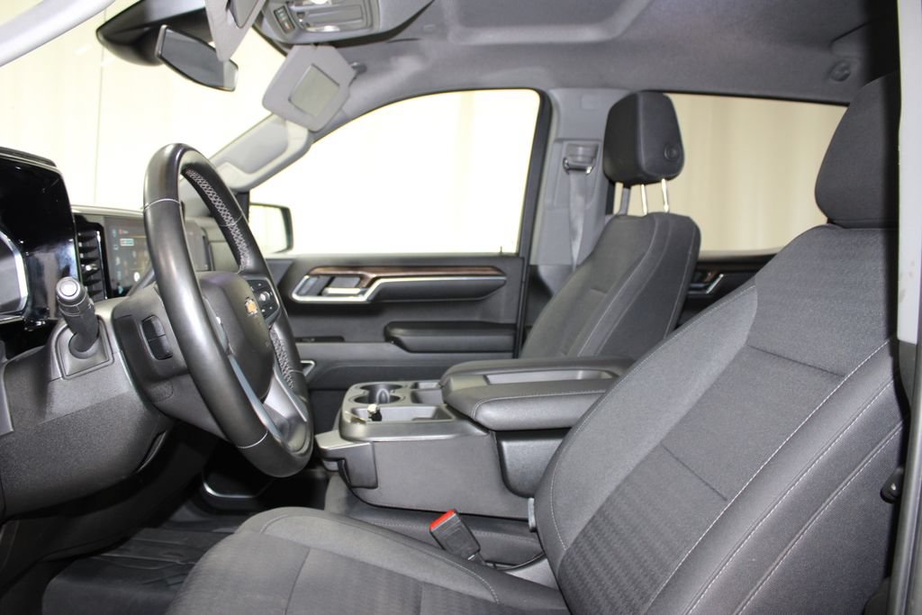 Used 2023 Chevrolet Silverado 1500 LT w/ Work Truck Package AWD/4WD image 13
