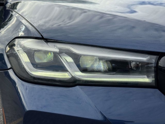 Used 2021 BMW M550i xDrive AWD/4WD image 14