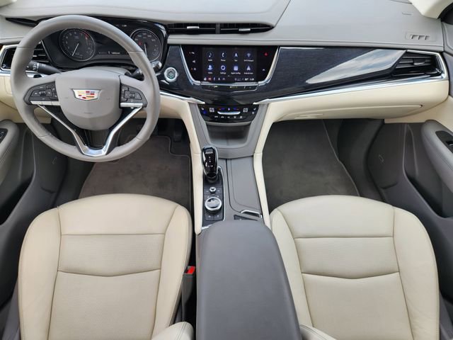 Used 2025 Cadillac XT6 Premium Luxury w/ Technology Package image 27