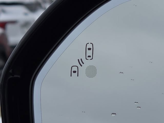 Used 2018 Ford Expedition Max Limited w/ Equipment Group 301A image 15