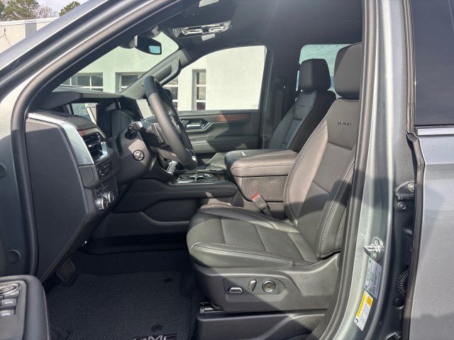 New 2026 GMC Yukon XL Denali AWD/4WD image 12