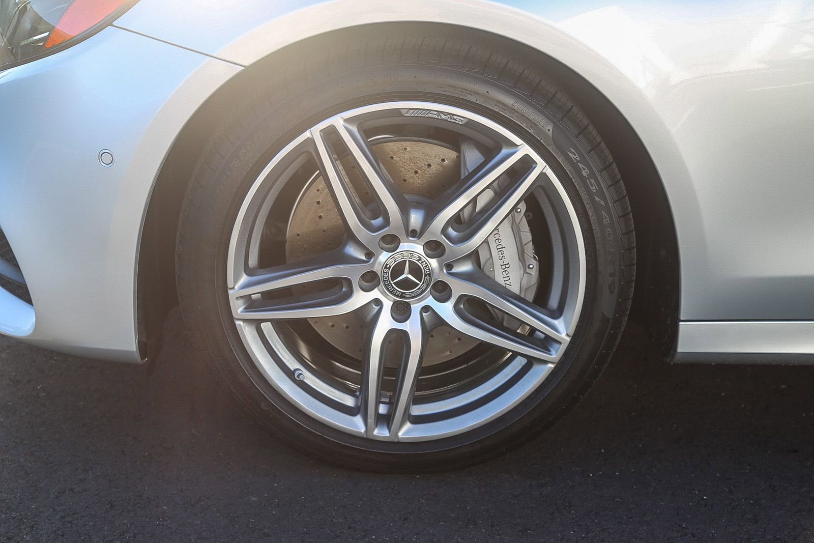 Used 2018 Mercedes-Benz E 300 w/ Premium 3 Package (Q03) image 9