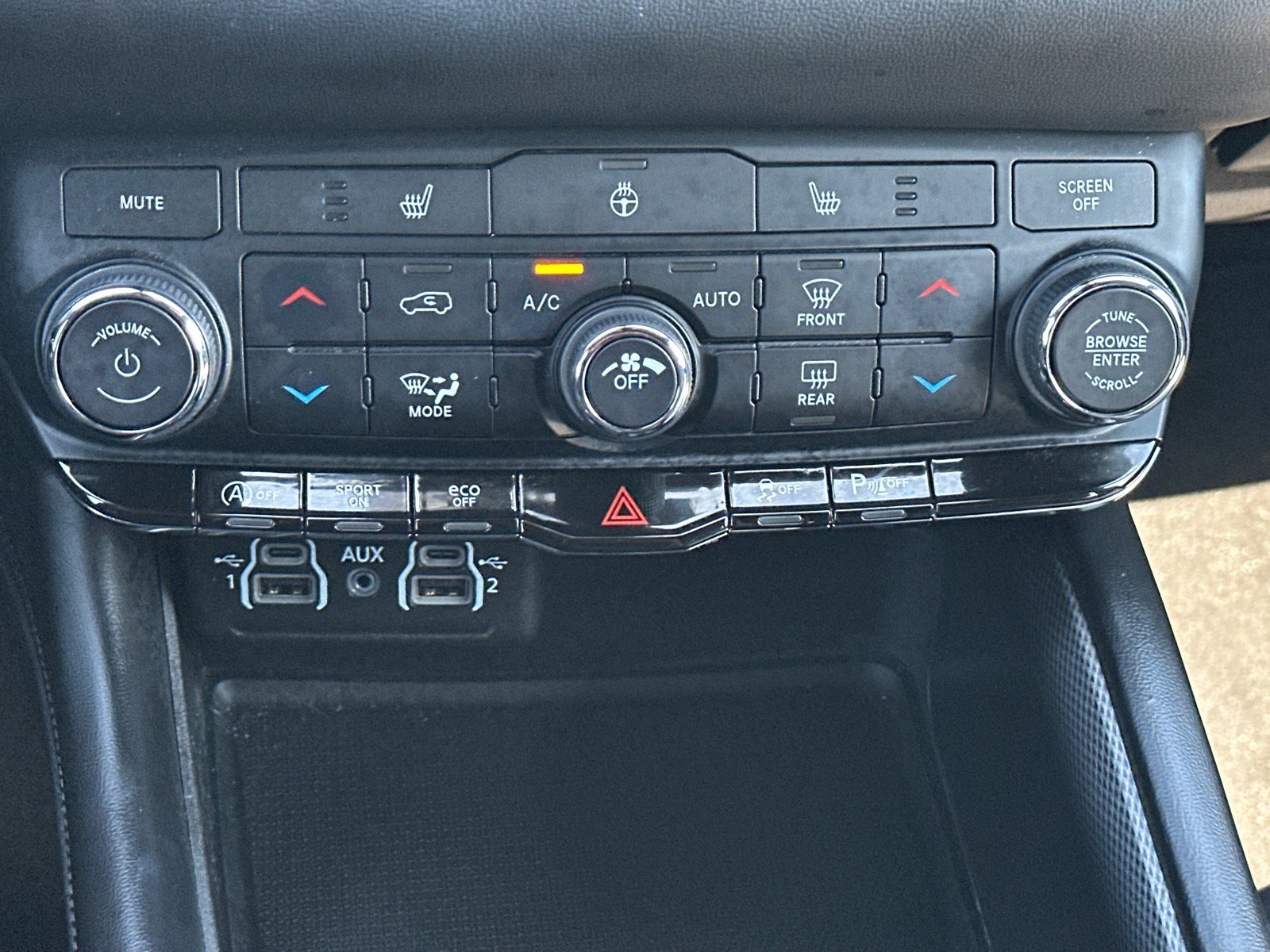 Used 2022 Dodge Durango GT image 14