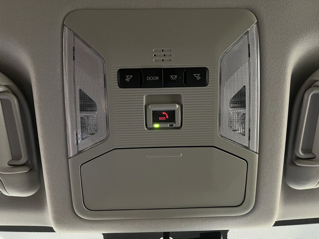 Used 2023 Toyota RAV4 XLE image 9