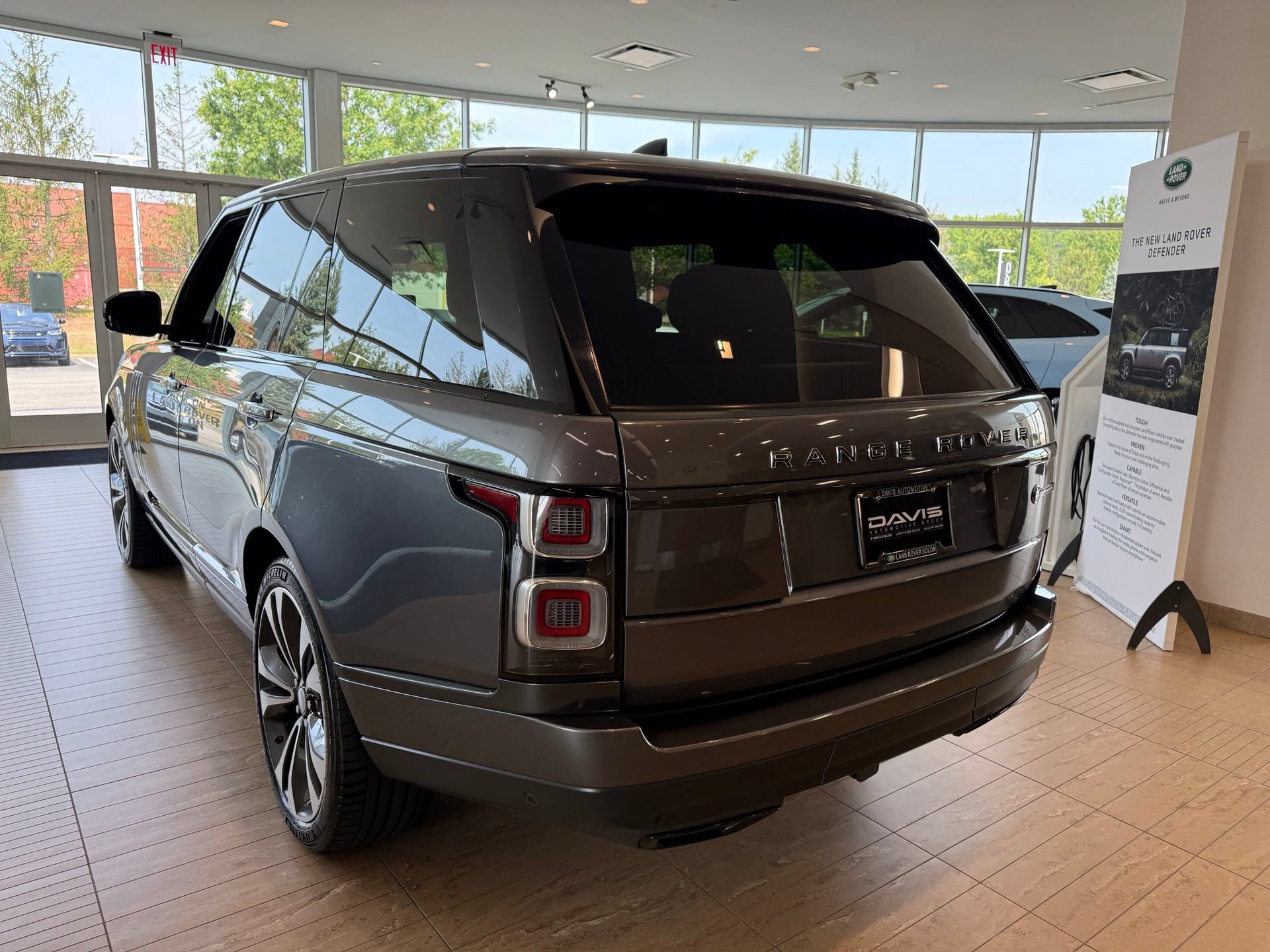 Used 2018 Land Rover Range Rover SV Autobiography Dynamic AWD/4WD image 7
