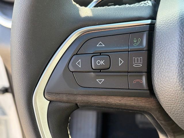 New 2026 Jeep Grand Cherokee Altitude AWD/4WD image 17