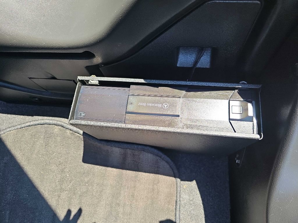 Used 1999 Mercedes-Benz SLK 230 image 37