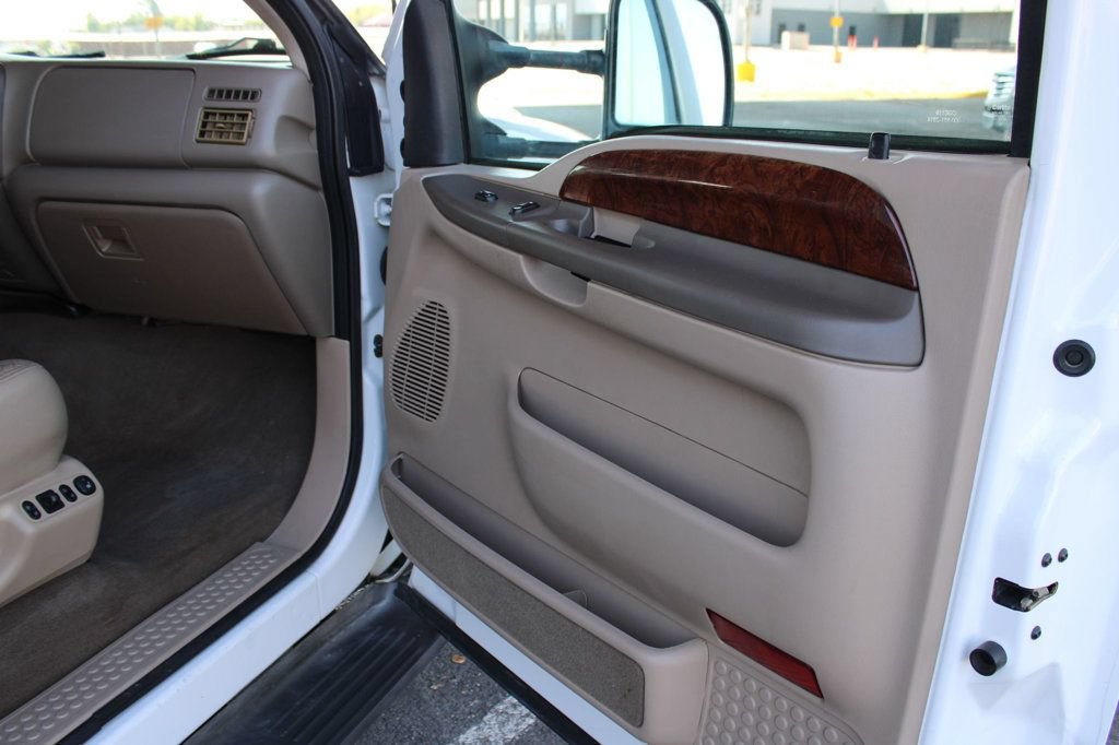 Used 2003 Ford F350 Lariat RWD image 15