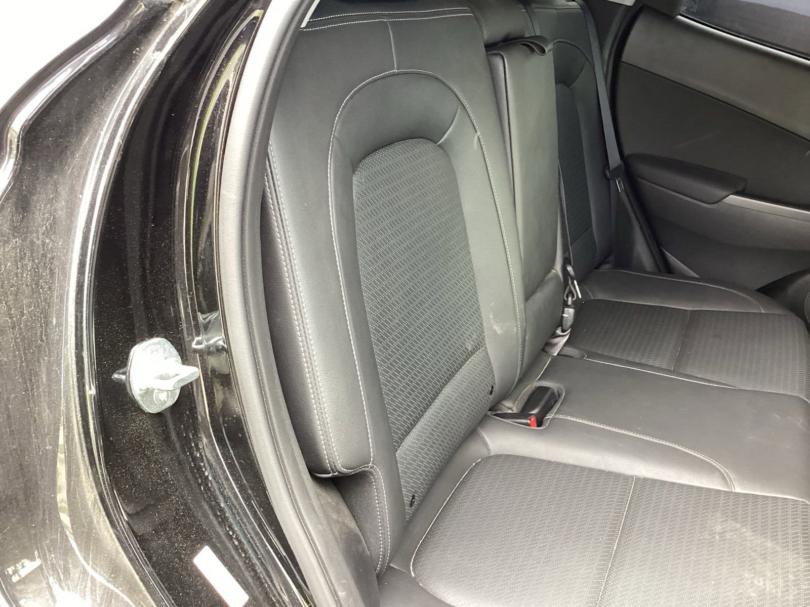 Used 2021 Hyundai Kona Limited FWD image 14
