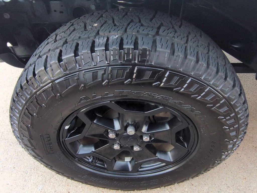 Used 2022 Jeep Gladiator Sport image 21