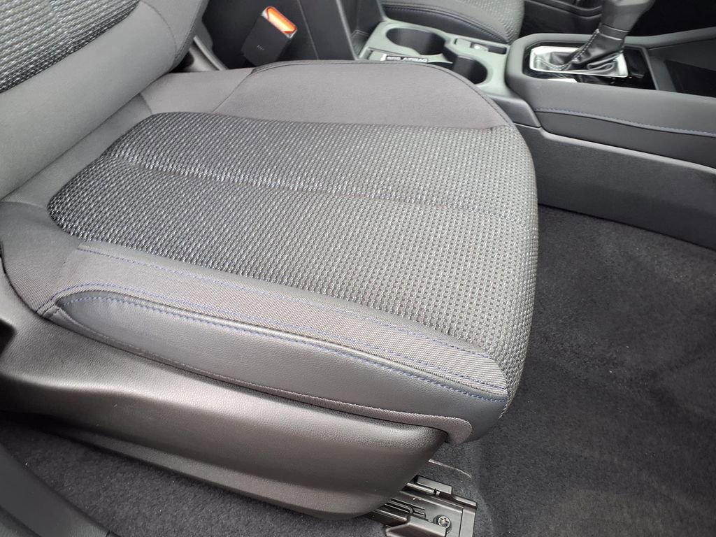 Used 2025 Subaru Forester Premium image 17
