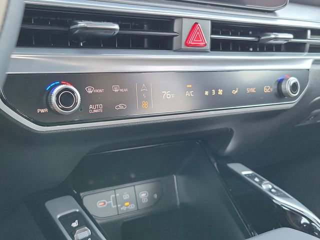 New 2026 Kia Sorento SX Prestige w/ Olive Brown Leather Package image 35