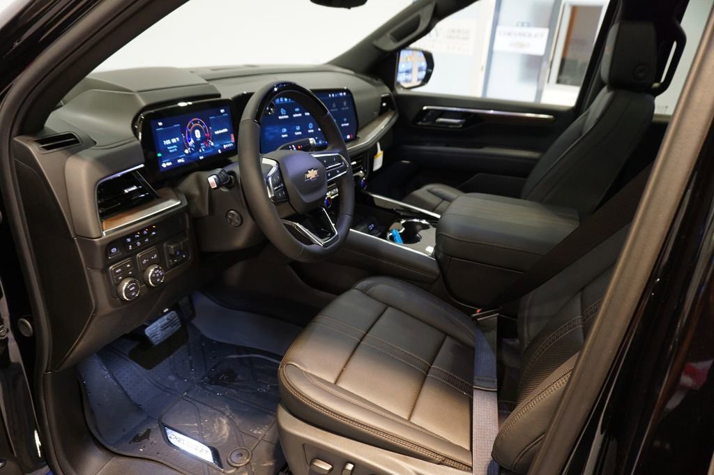 New 2026 Chevrolet Suburban High Country image 8