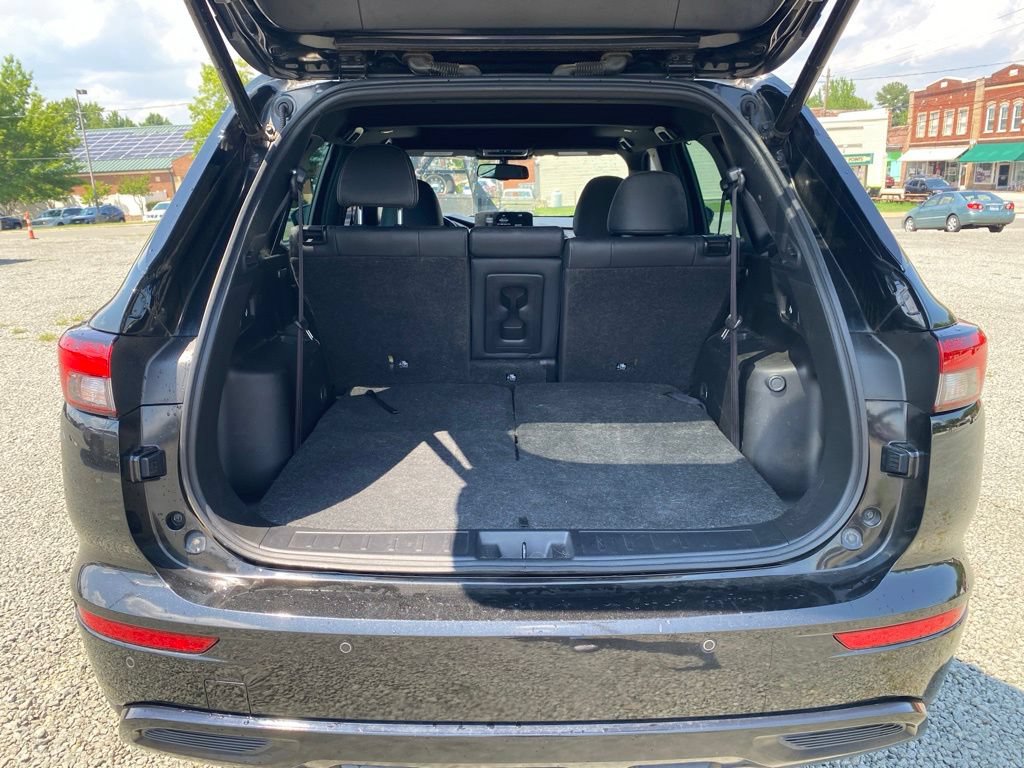 Used 2023 Mitsubishi Outlander SEL FWD image 17