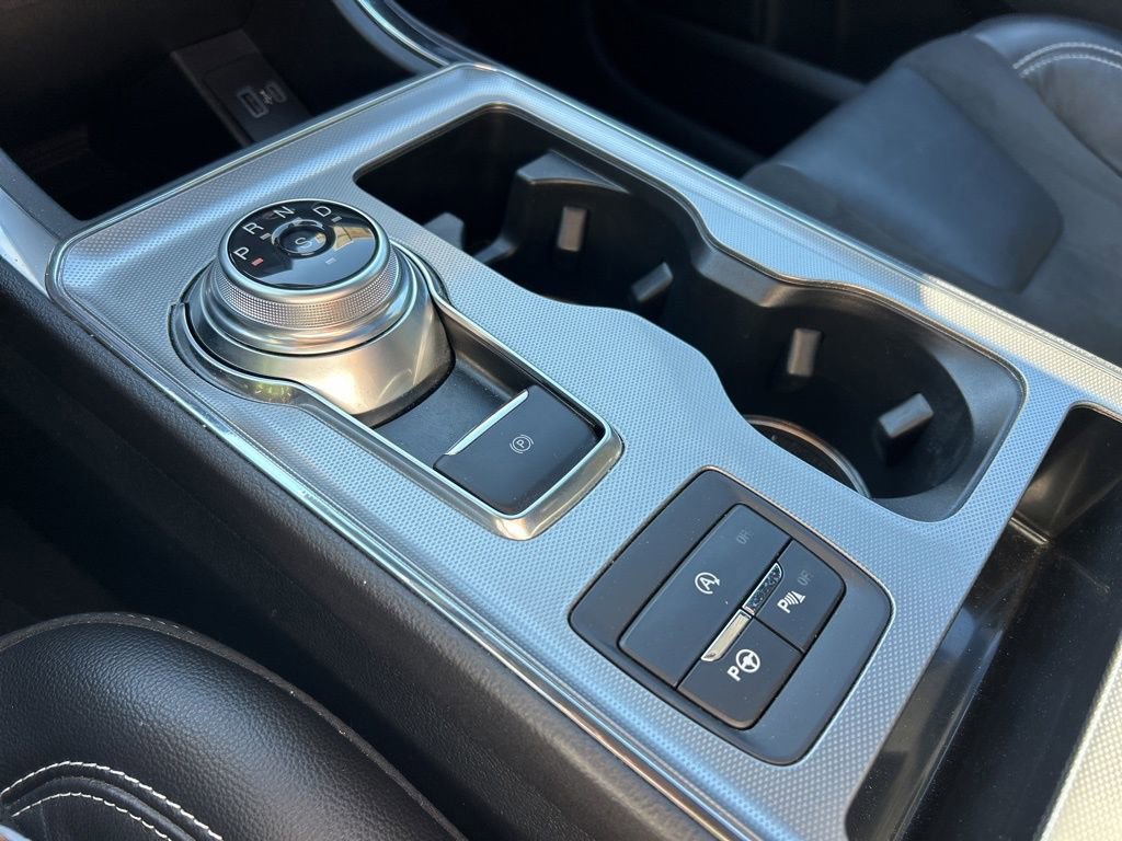 Used 2024 Ford Edge ST w/ Equipment Group 401A image 34