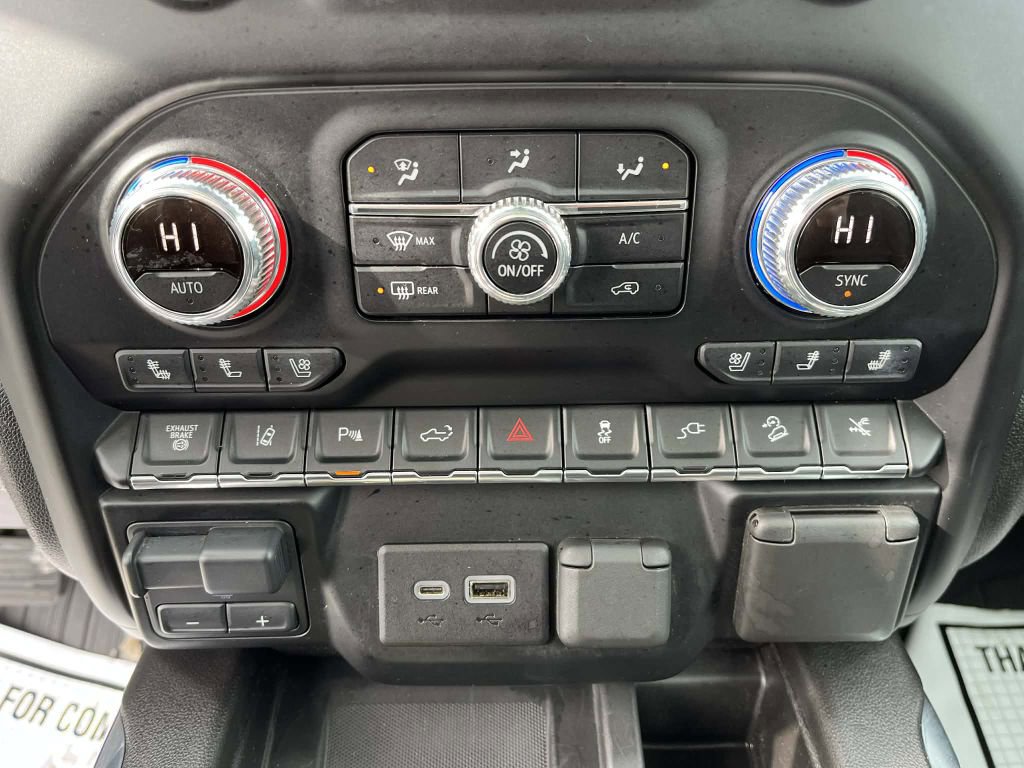 Used 2021 GMC Sierra 3500 Denali w/ Denali Ultimate Package image 26