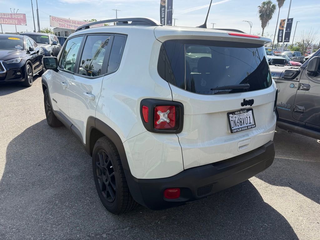 Used 2019 Jeep Renegade Altitude w/ UConnect 8.4 Nav Group image 5