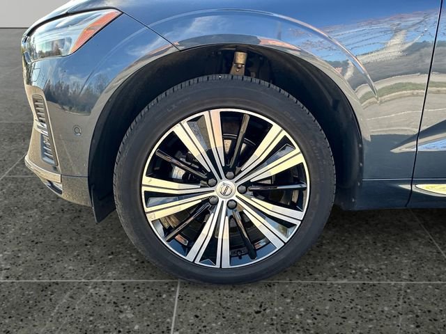Used 2023 Volvo XC60 B5 Plus w/ Climate Package AWD/4WD image 14