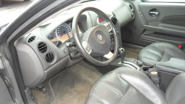 Used 2004 Pontiac Grand Prix GT2 w/ Leather Trim Pkg FWD image 18