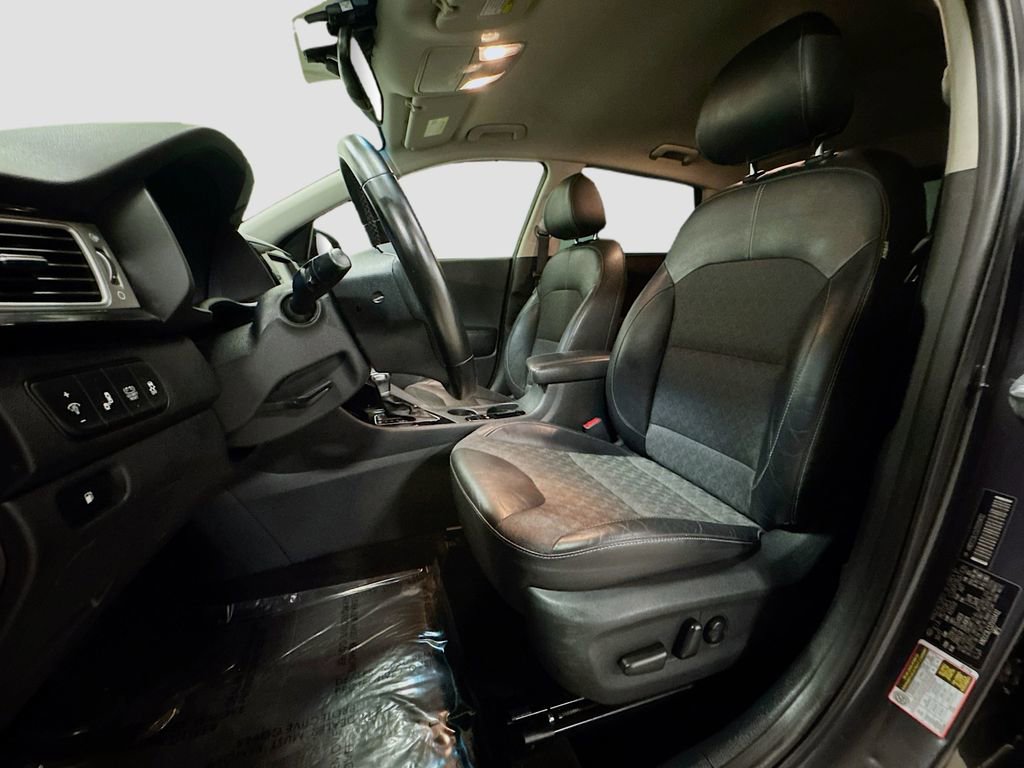 Used 2018 Kia Niro EX w/ Option Group 020 image 27