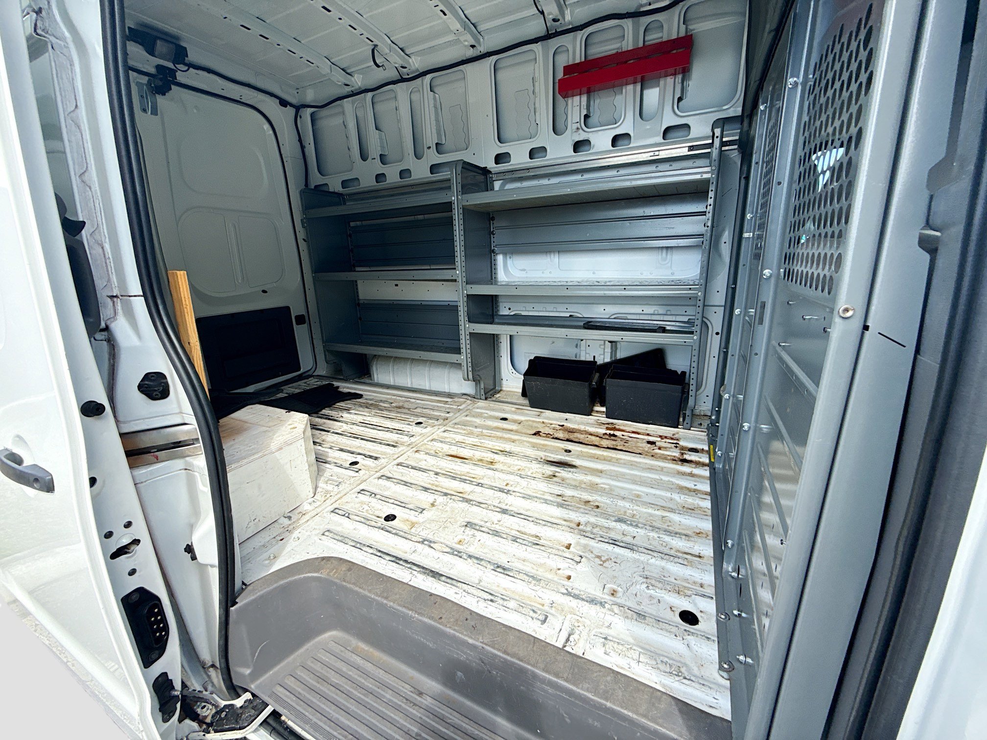 Used 2021 Nissan NV 2500 S image 23