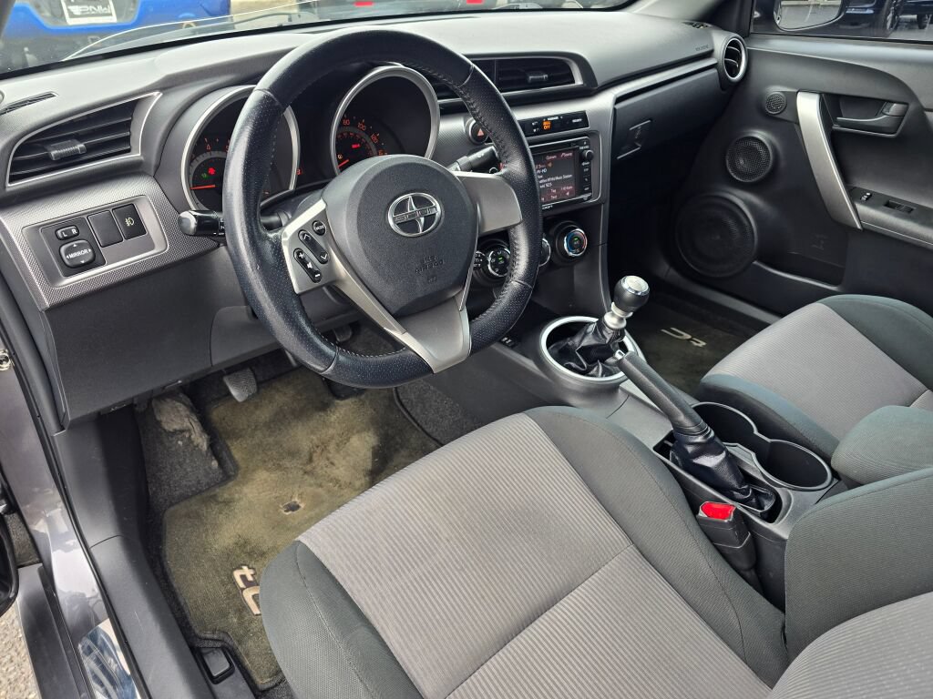 Used 2015 Scion tC FWD image 2