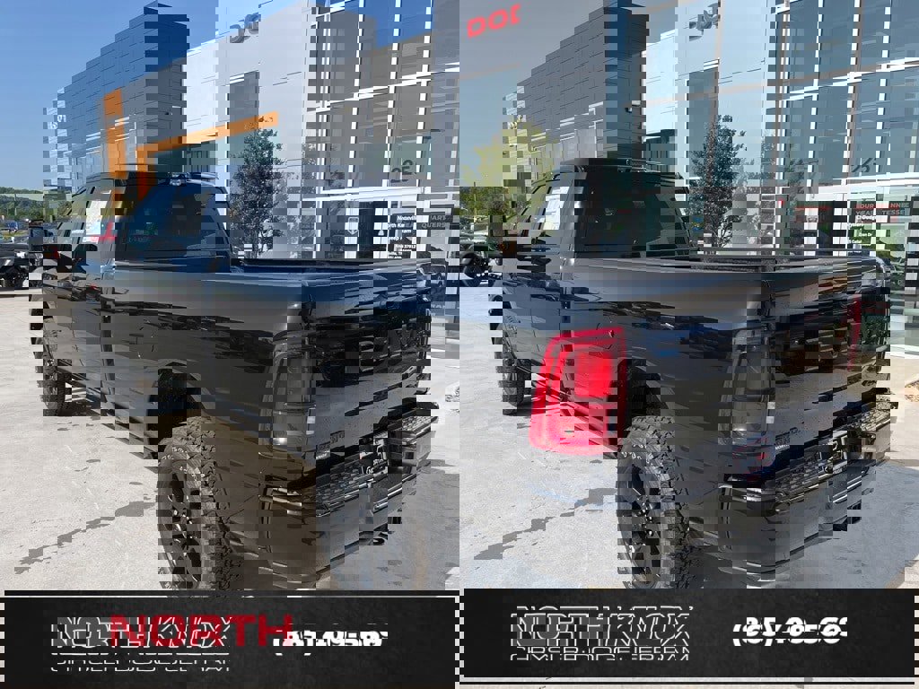 New 2025 RAM 3500 Big Horn image 18